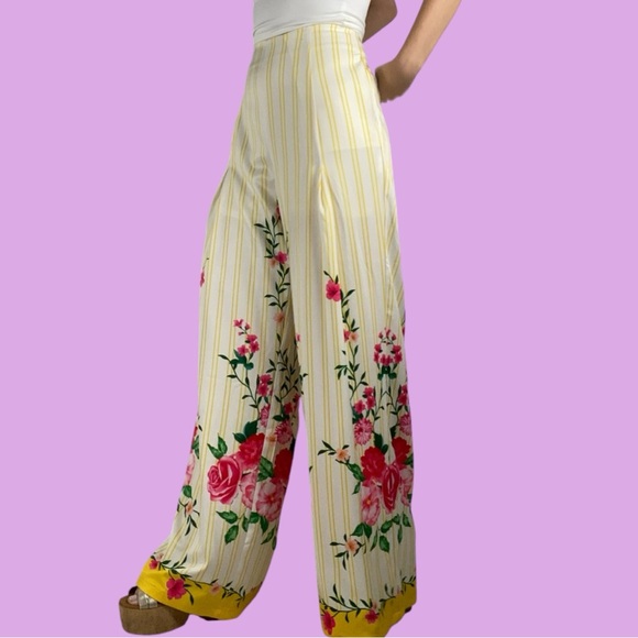 Satin floral pant - Picture 3 of 3